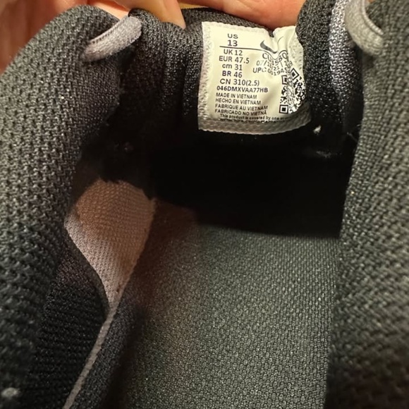 Men's Nike Sneakers Grey/Black/White Size 13 Like NEW! - Picture 8 of 10